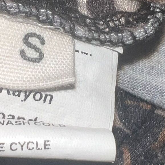 Amazon, Cheetah Print Wide Leg Jogger Pants with Side Slits, Women’s Small - Picture 7 of 9